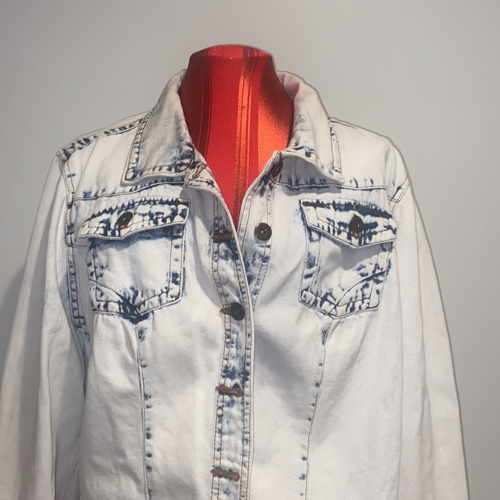 Cropped Jean Jacket. - image 2